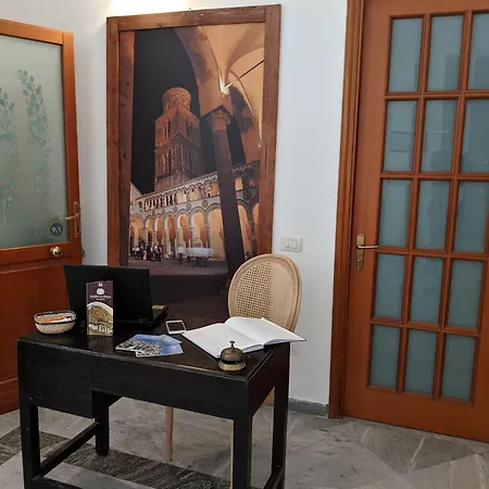 Hotel Piazza Alfano Salernes
