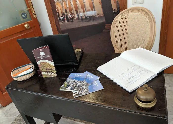 Piazza Alfano Hotel Salerno